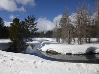 As a cross-country skier, one moves through a beautiful nature.