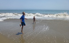 It was hot even at the Pacific Ocean.