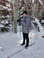 Sometimes I manage to take Tom out skiing.