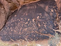 Petroglyfy.