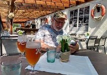 Hosanger: we enjoyed the hospitality of Mjøsvågen Landhandleri.