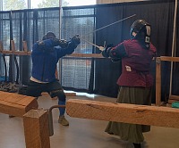 Podařilo se mi ukecat kolegu leváka.